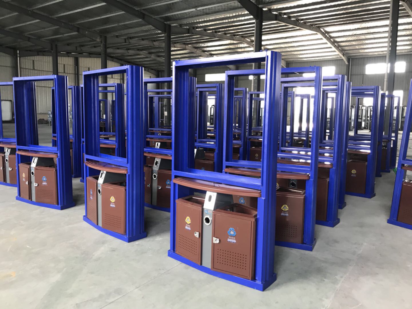 垃圾分类箱定制中